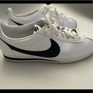 White and black Nike Cortez leather sneaker mens 10